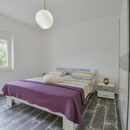 Homena With A Heated Pool * Bibinje